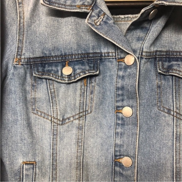 Ci Sono Denim Collection
Jean Jacket - Picture 3 of 6